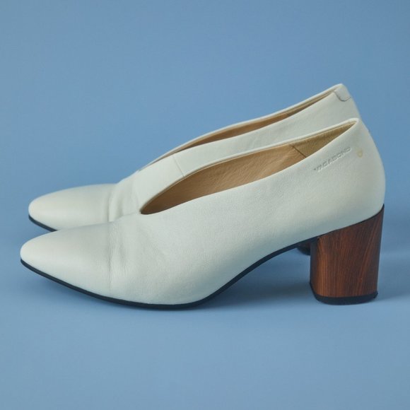 vagabond pumps